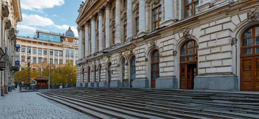 Страховые компании выходят на биржу